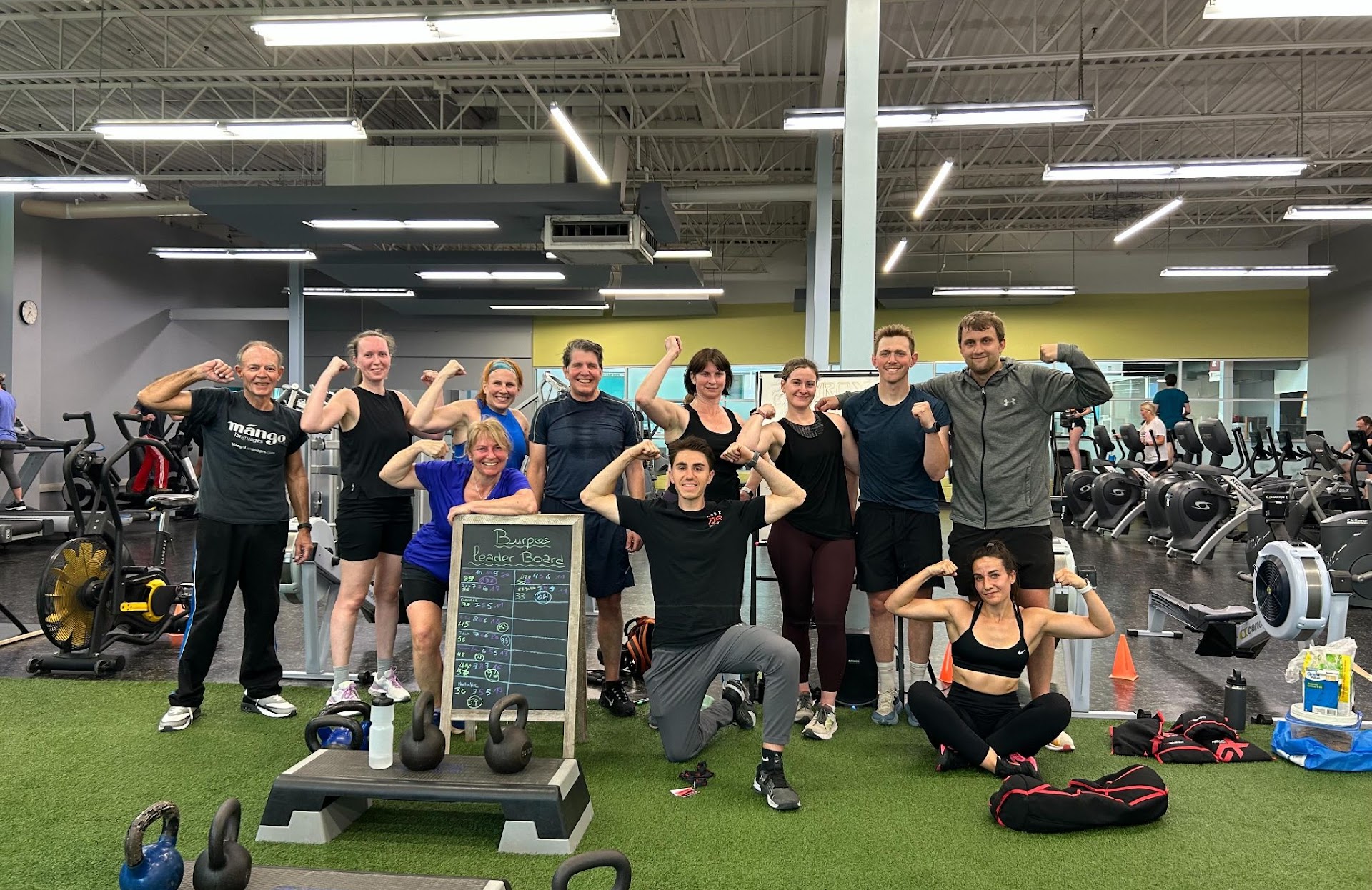 Cours collectif fitness en salle, HYROX & Bootcamp Toulouse avec YFF Coaching